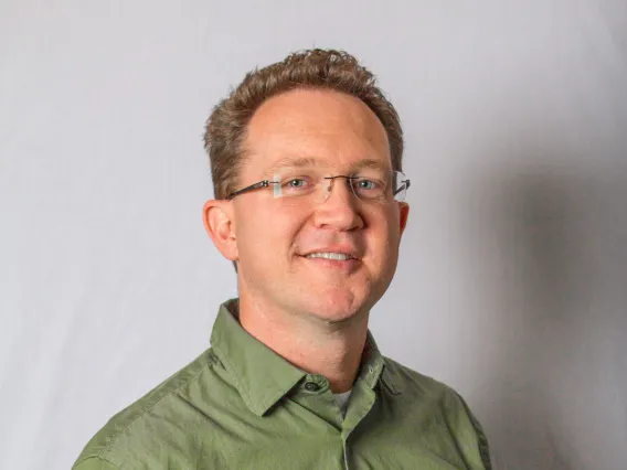 Headshot of Jason Ryder